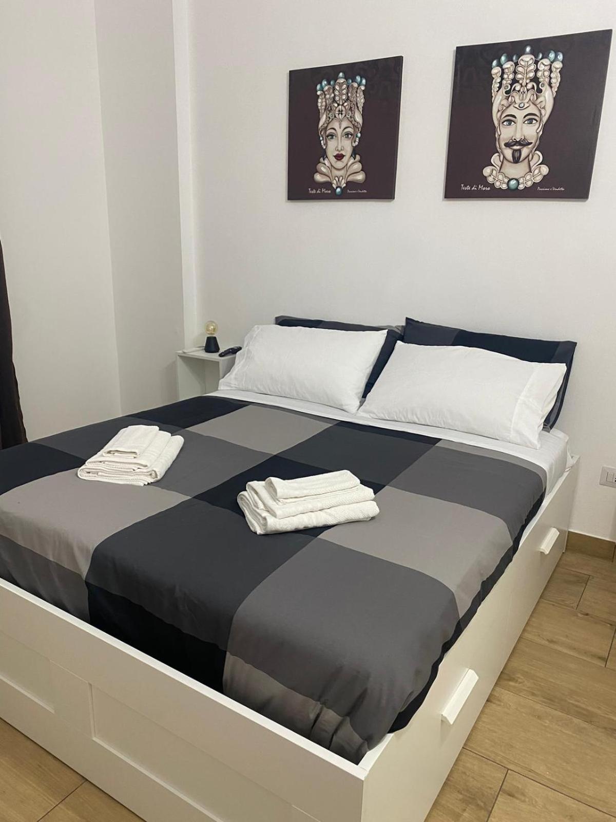 Discovery Ortigia Apartments Syracuse Bagian luar foto