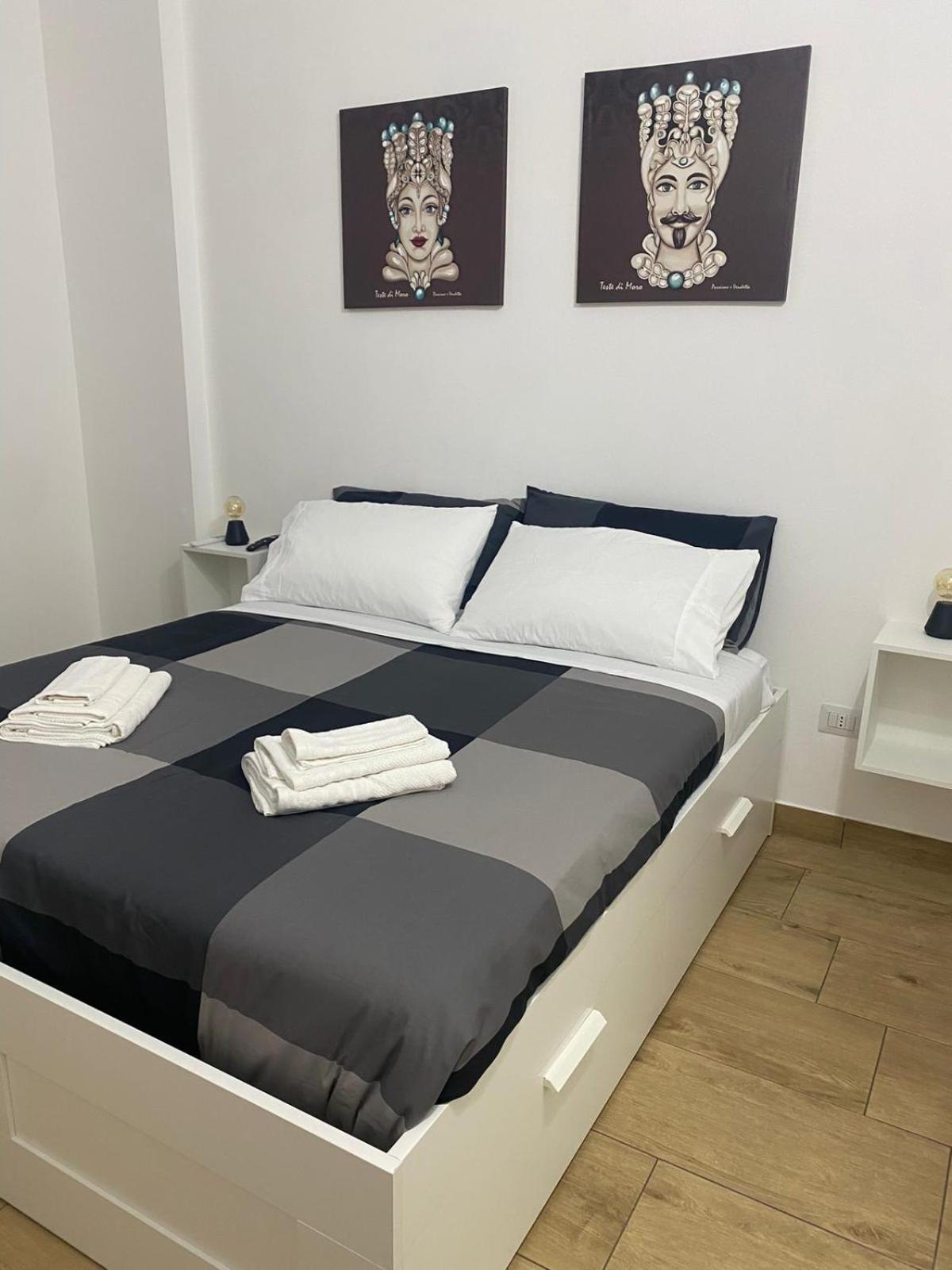 Discovery Ortigia Apartments Syracuse Bagian luar foto